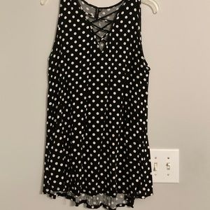 EUC polka dot tank